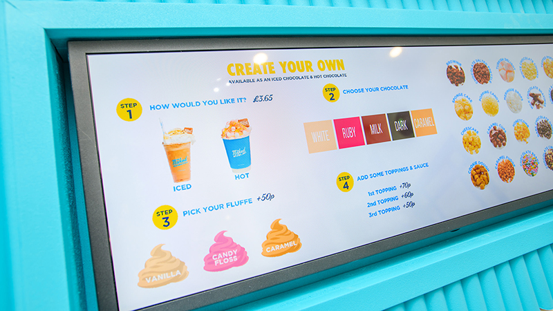 ultra-wide-stretched-bar-31